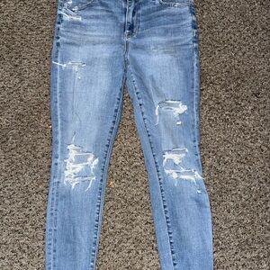 American Eagle Outfitters Light Blue Distressed Skinny Jeans